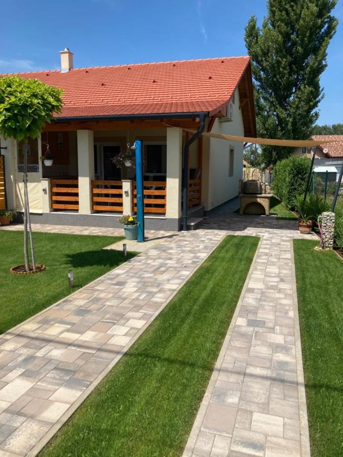 Balati Vendeghaz Apartment Balatonmariafurdo Ngoại thất bức ảnh